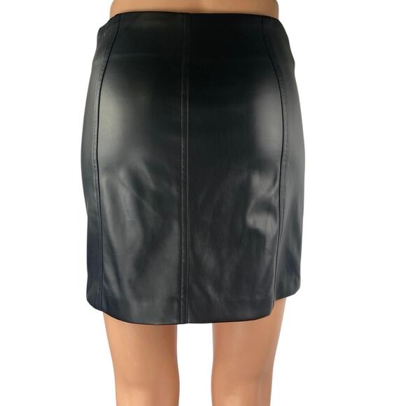 ASTR Women's Black Faux Vegan Leather High Waist Mini Boycon Pencil Skirt Sz XS - Picture 3 of 5